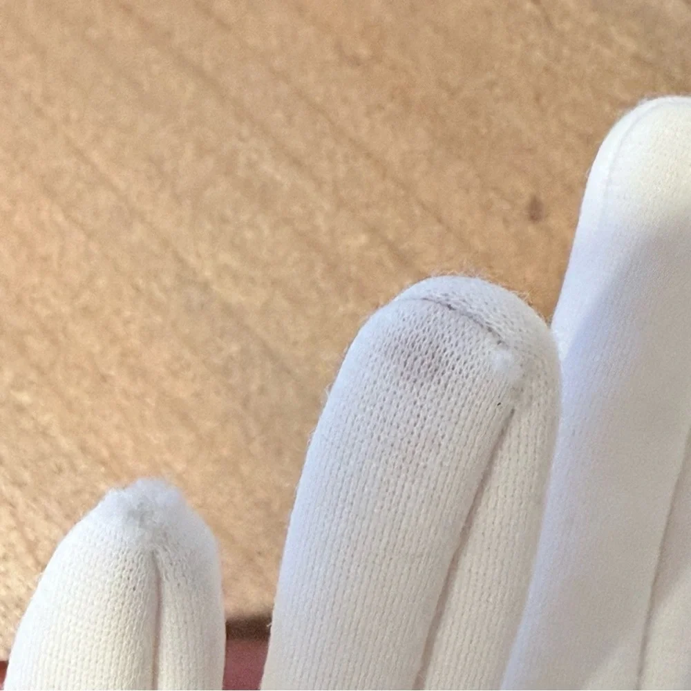 Vintage 1950’s women’s white nylon gloves